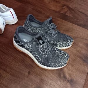 Pure boost size 7